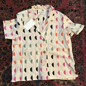 Po-em top with moon print, size medium